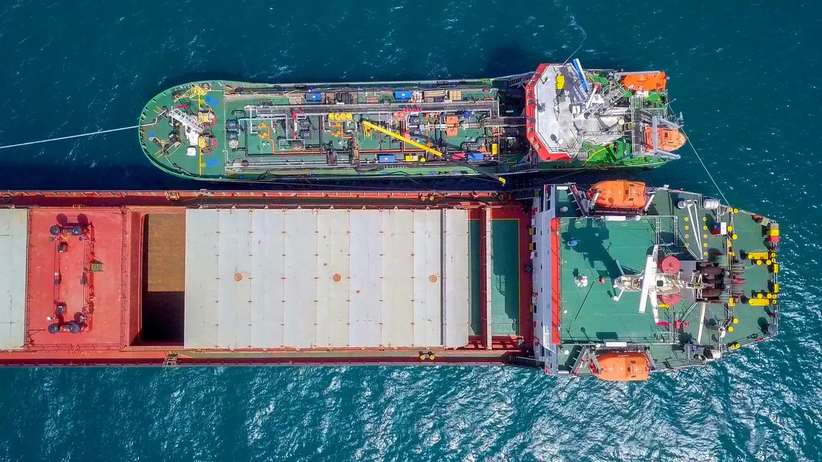 OILS, CHEMICALS & FRESH WATER SERVICES - Ship supply service image 2